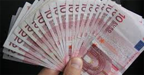 Nước Baltic thứ ba gia nhập khu vực đồng euro