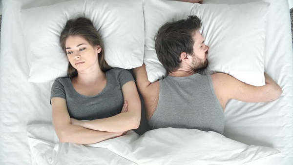 Mình có nên nghe lời chồng phẫu thuật thẩm mỹ để giữ chân anh?