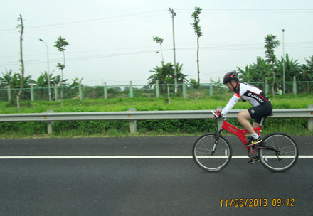 London bạo chi cho cao tốc xe đạp