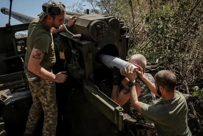 Phó Tổng thống Mỹ: Khoản chi thời chính quyền Biden cho Ukraine là 'điên rồ'