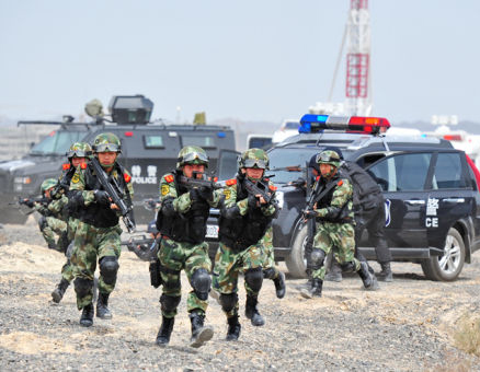 Tân Cương: Đồn cảnh sát bị tấn công, 16 người thương vong