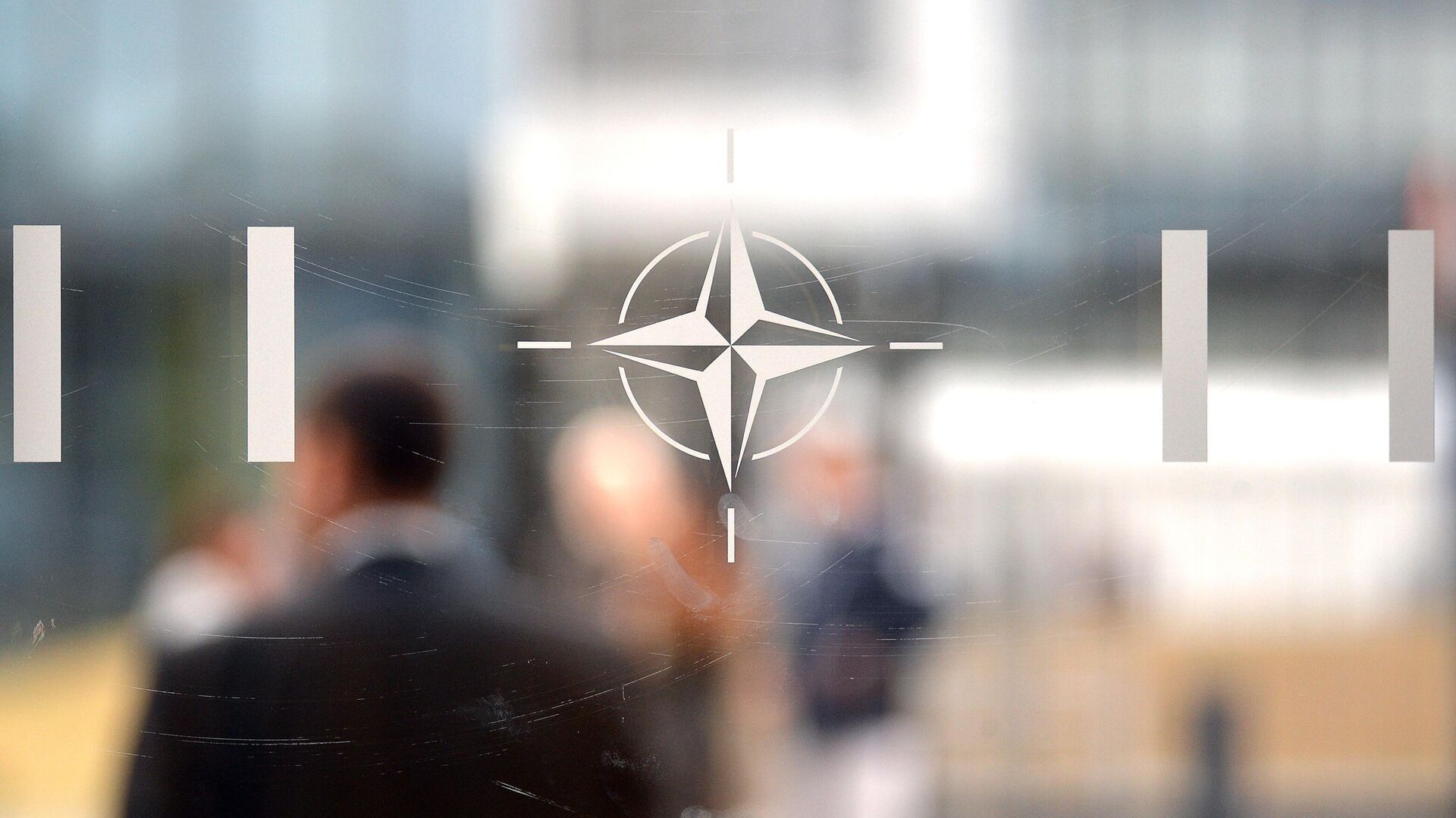 ‘Đối mặt với thực tế’: chuyên gia Mỹ thừa nhận sự kết thúc của NATO và châu Âu