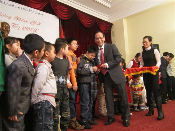 Xuân Việt trên đất Nga