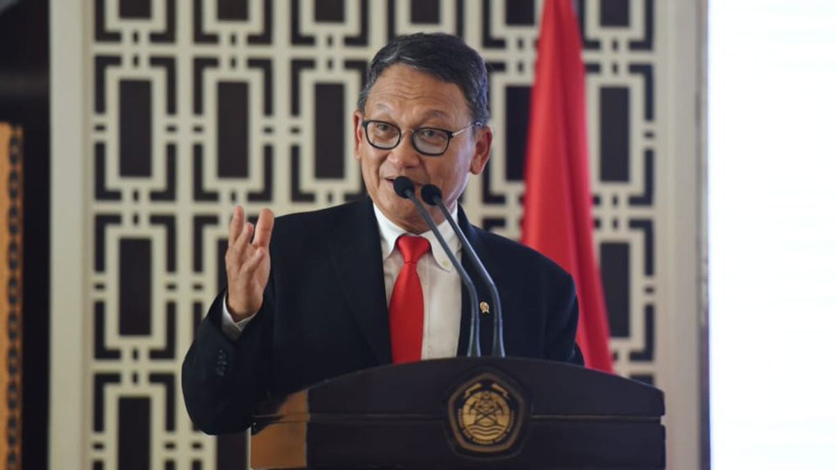 Indonesia tuyên bố có thể cân nhắc mua dầu giá rẻ từ Nga