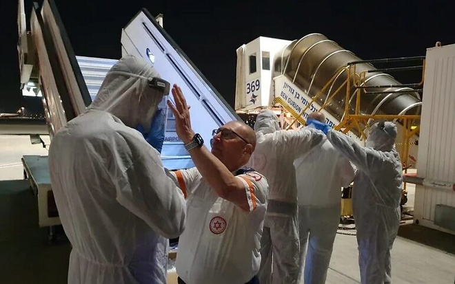 Israel cách ly 198 giáo viên, học sinh tiếp xúc với du khách Hàn Quốc
