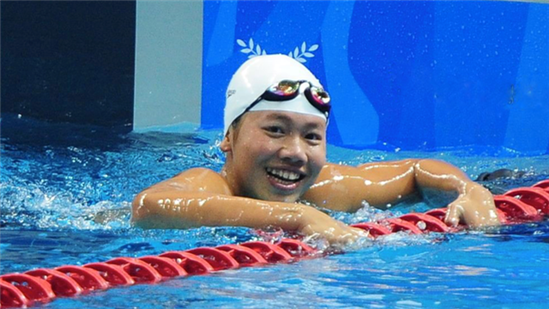 Clip: Khoảnh khắc Ánh Viên giành HCV và phá kỷ lục SEA Games