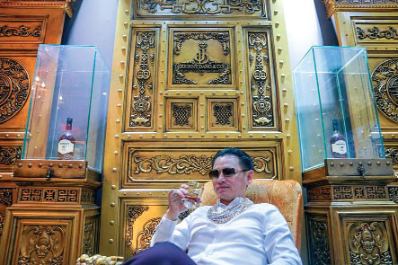 Vua kim hoàn gốc Việt ở Mỹ