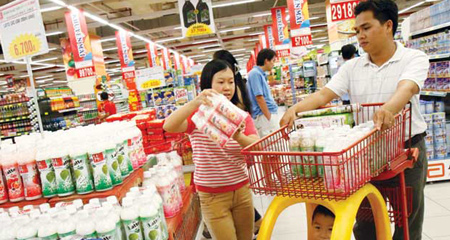 Cạn tiền ăn tiêu, khuyến mãi quanh năm vẫn ế