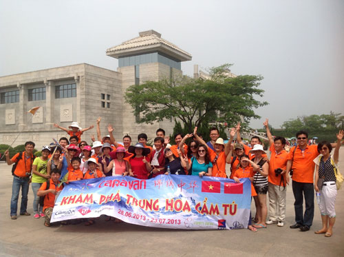 Du khách Việt kẹt lũ ở Trung Quốc kể về chuyến hành trình nguy hiểm