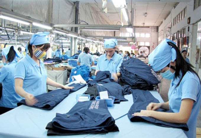 Họp khẩn cấp ứng phó với khách hàng Mỹ, EU hủy đơn hàng