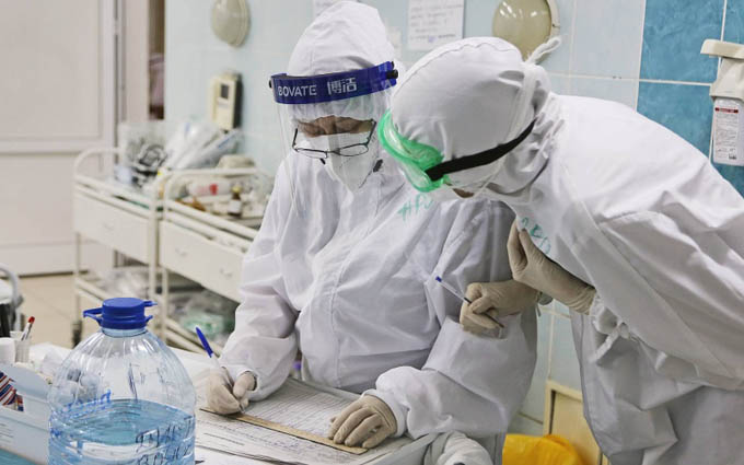 Chuyên gia Nga nhận định, có kháng thể cao vẫn có thể mắc Covid-19
