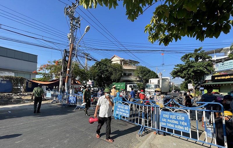 Giãn cách toàn tỉnh Khánh Hòa từ 0 giờ ngày 9-7