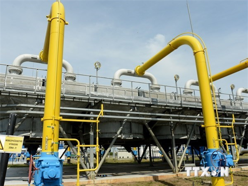 Ukraine chấp nhận tạm mua khí đốt của Nga theo giá thị trường