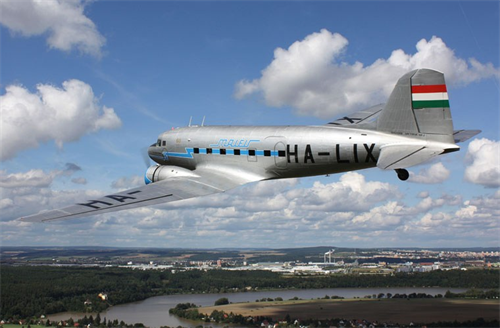 Khám phá các máy bay đầu tiên của Không quân Việt Nam