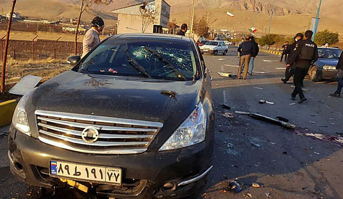 Nhà khoa học Iran bị ám sát bằng súng máy điều khiển từ xa