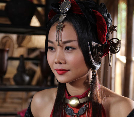 'Soi' diễn xuất của Hà Tăng - Thanh Hằng trong 'Mỹ nhân kế'