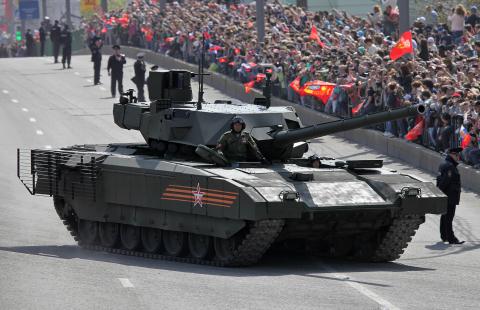 Nga mua trăm tăng Armata sau khi quyết định dừng phát triển