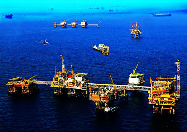 Kỳ III: Phát nổ đầu tiên trên mỏ Bạch Hổ