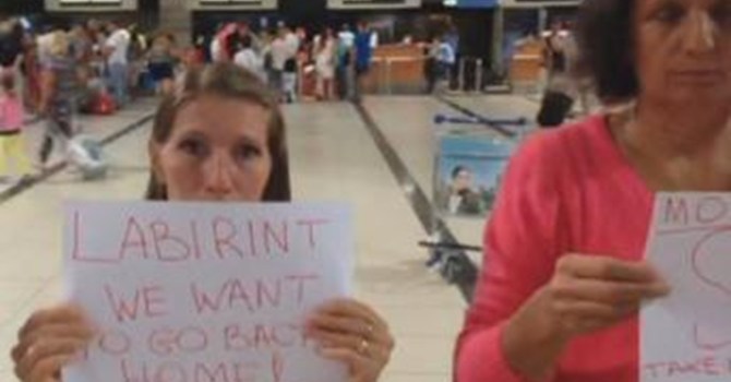 Công ty du lịch phá sản, 27.000 du khách Nga bị kẹt ở nước ngoài