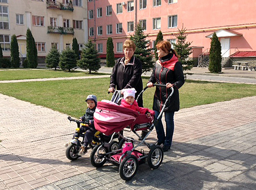 Làng Việt giữa trời Âu