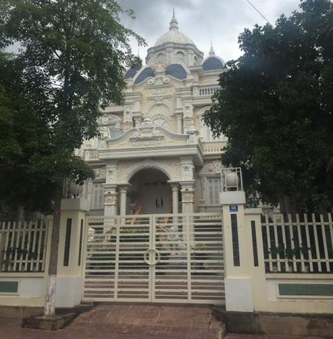 Lâu đài Nga giữa Sơn La: Phó Chủ tịch huyện nói thật