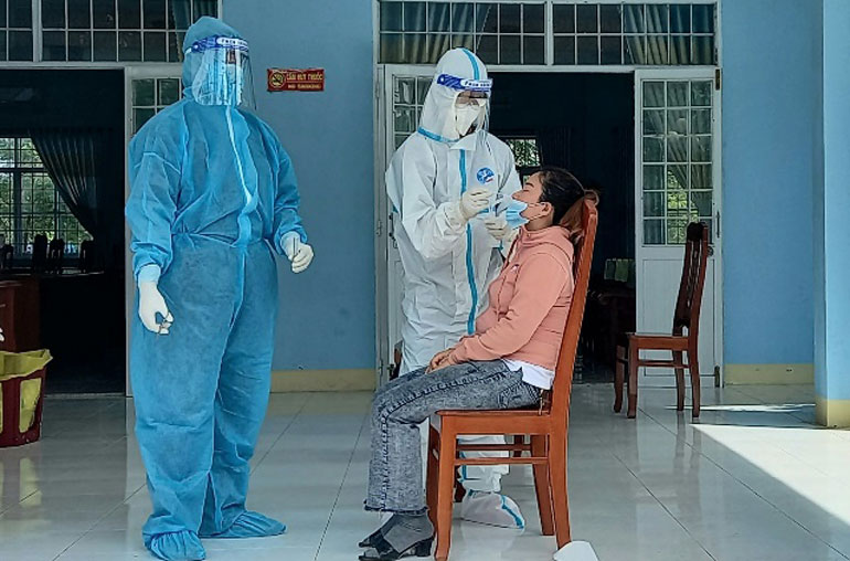 Bắc Giang: Công nhân Khu Công nghiệp Vân Trung liên tiếp dương tính SARS-CoV-2
