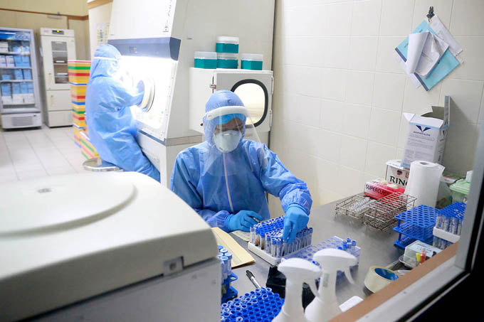 Hà Nội thêm 19 trường hợp dương tính SARS-CoV-2, có 3 nhân viên nhà thuốc