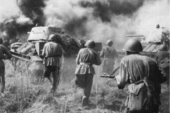 Bài học lịch sử cho thấy rủi ro lớn khi Ukraine tấn công tỉnh Kursk