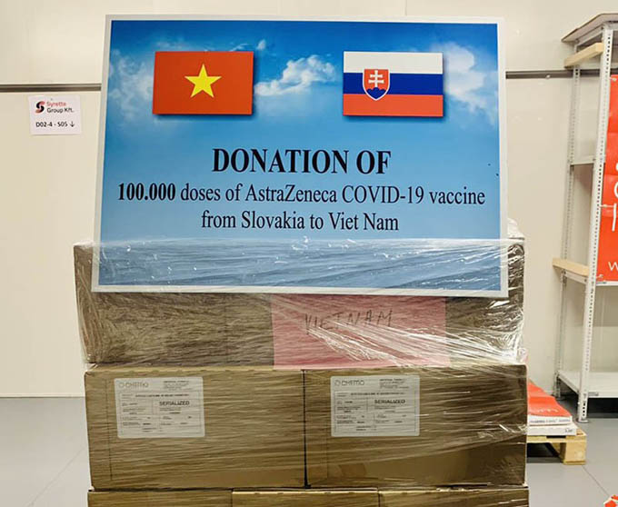 Slovakia ủng hộ 100.000 liều vaccine AstraZeneca cho Việt Nam