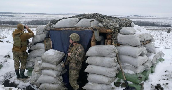 NATO họp khẩn về căng thẳng Nga - Ukraine
