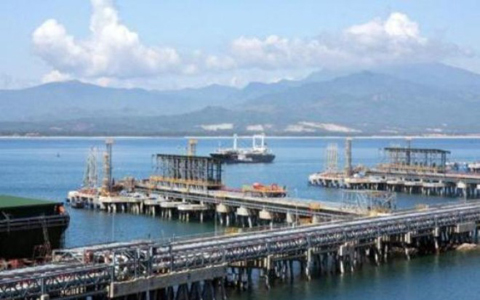 Hai tập đoàn dầu khí Nga - Mỹ đầu tư khai thác khí đốt tại miền Trung