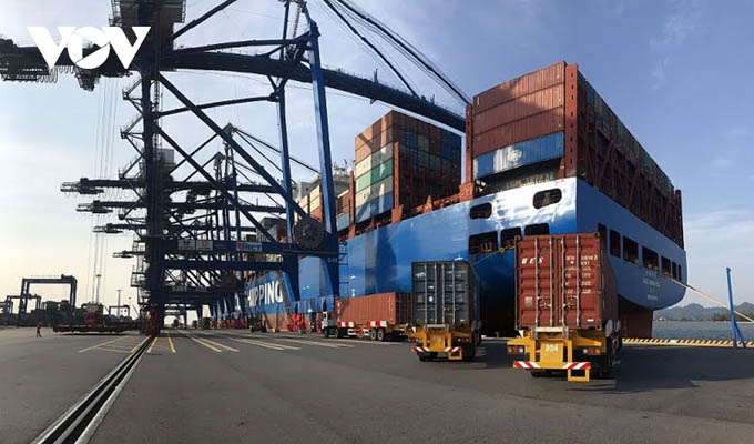 Logistics Việt Nam: Đắt nhưng không ''xắt ra miếng''