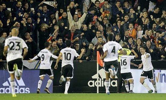 Một người thiệt mạng trong trận đấu giữa Valencia và Barca