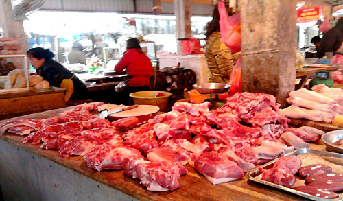 Phát hoảng với 4 kiểu ‘ngồi trên trời’ làm luật ở VN