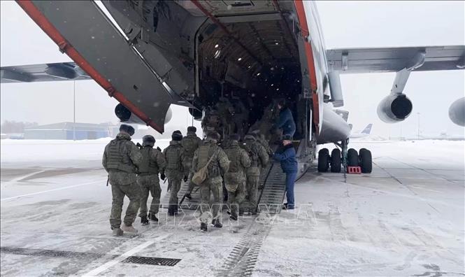 Lực lượng gìn giữ hòa bình CSTO bắt đầu rút khỏi Kazakhstan
