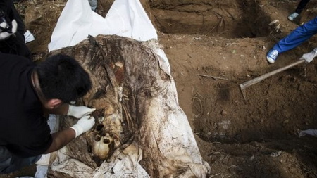 Malaysia phát hiện 139 ngôi mộ của người di cư