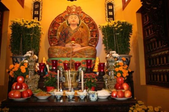 Mâm cỗ cúng rằm tháng 7 ở trong nhà gồm những gì?