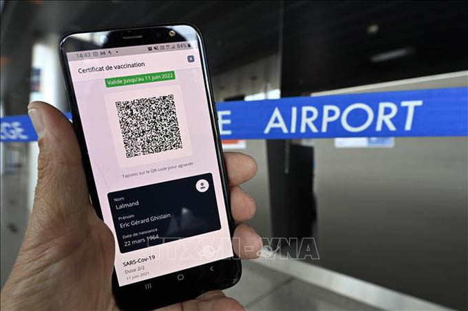 Bỉ cấm nhập cảnh với du khách từ Nga và Indonesia