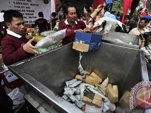 Nga thông qua dự luật tuyên chiến ma túy học đường