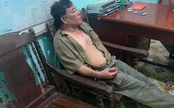 Anh trai cầm dao truy sát cả nhà em gái, 3 người thương vong