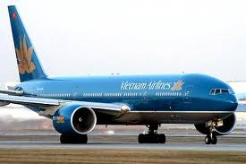 Máy bay khởi động nửa giờ không xong, hành khách hoảng loạn