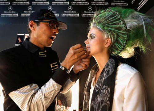 Hàng Trung Quốc thống trị kinh đô thời trang Italia