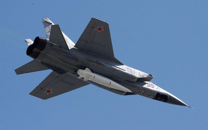Nga dùng tên lửa siêu thanh tiêu diệt mục tiêu quân sự ở Ukraine