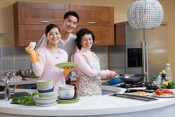 Bí quyết chiều lòng mẹ chồng theo các cung hoàng đạo (Phần1)