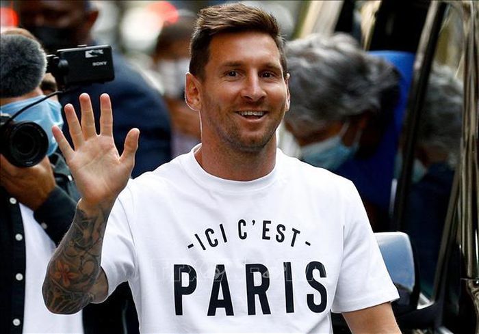 Cầu thủ bóng đá Lionel Messi dương tính với COVID-19