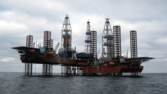 Giàn khoan Nga ở Crimea bị tấn công, một số người bị thương