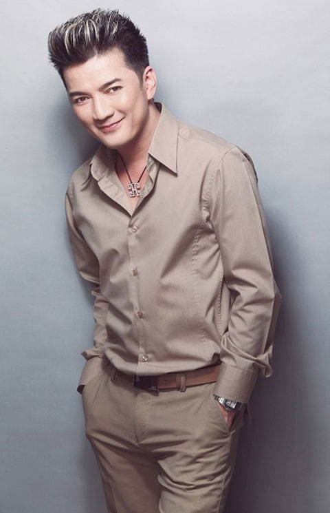 Mr Đàm: Đem êkíp 50 người 'chinh chiến' The Voice