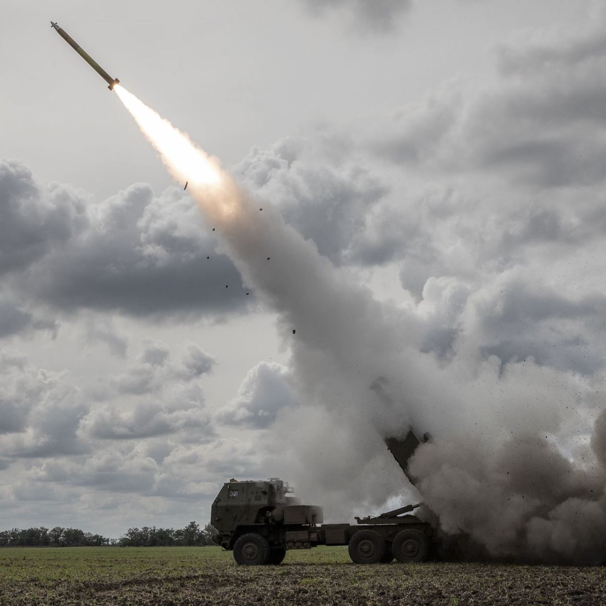 Lockheed Martin tăng hơn 50% sản lượng tên lửa HIMARS