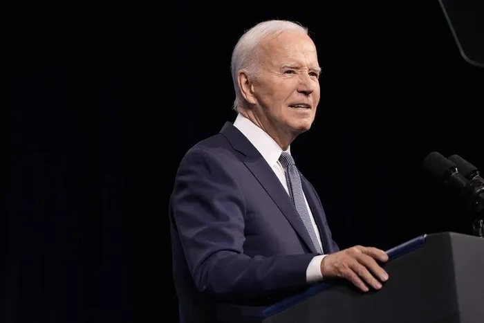 Tổng thống Biden mong ông Trump ''suy nghĩ lại'' về việc áp thuế Canada, Mexico