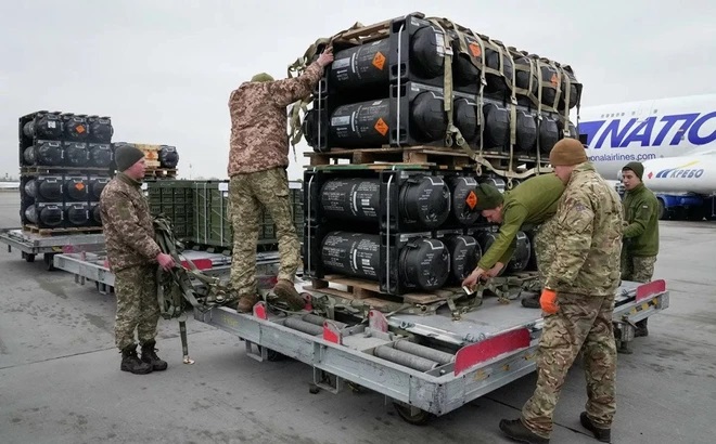 CNN: Mỹ mất dấu số vũ khí gửi đến Ukraine